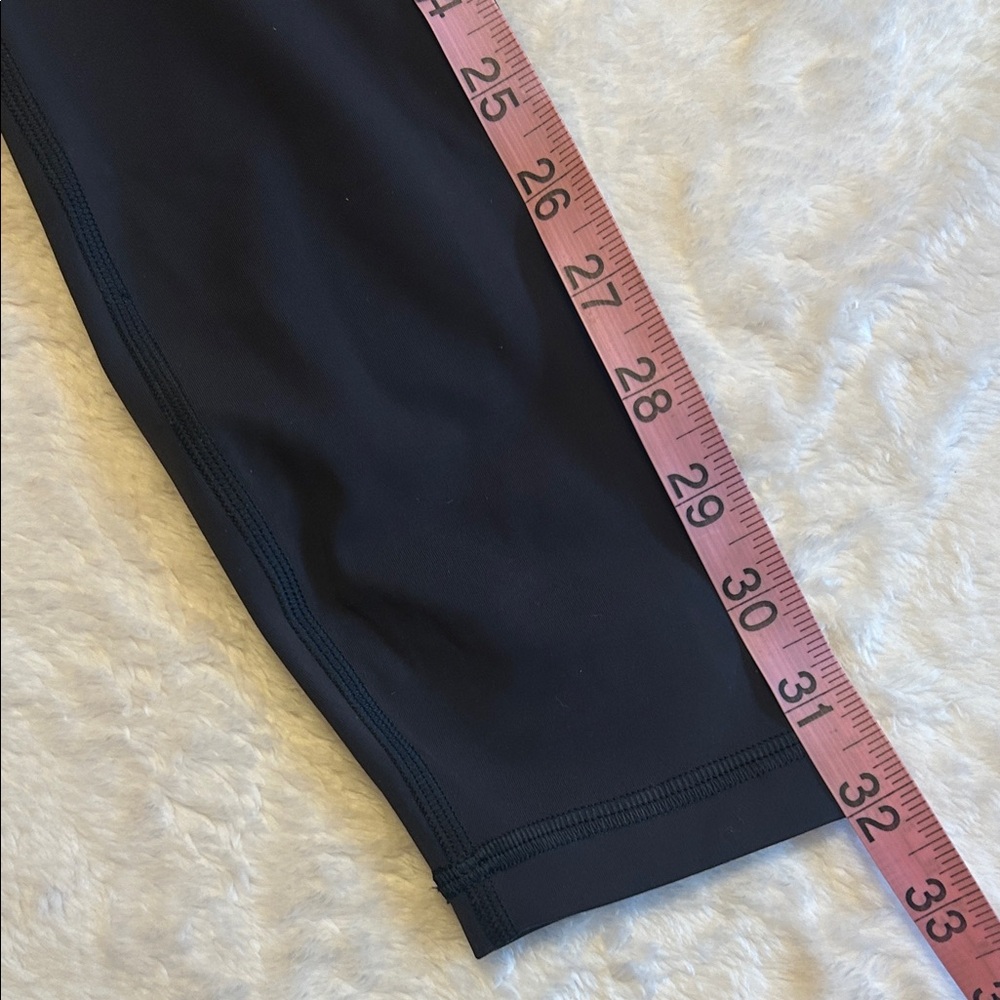 NWT lululemon Black Tights (Power Thru) - Picture 7 of 12
